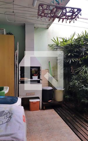 Casa à venda com 234m², 3 quartos e 3 vagasÁrea de Serviço