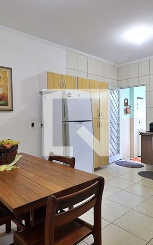 Casa à venda com 234m², 3 quartos e 3 vagasCozinha