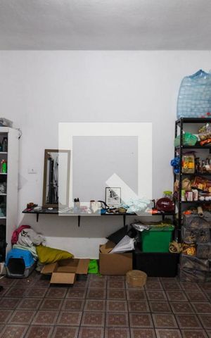 Casa à venda com 81m², 1 quarto e sem vaga Casa à venda com 81m², 1 quarto e sem vagaQuarto