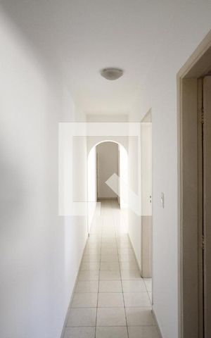 Apartamento à venda com 73m², 2 quartos e 1 vagaCorredor