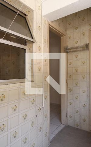 Apartamento à venda com 73m², 2 quartos e 1 vagaÁrea de Serviço