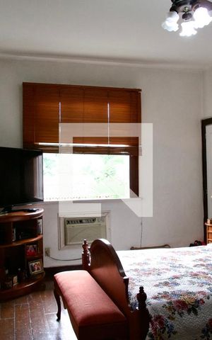 Casa à venda com 436m², 5 quartos e 2 vagas