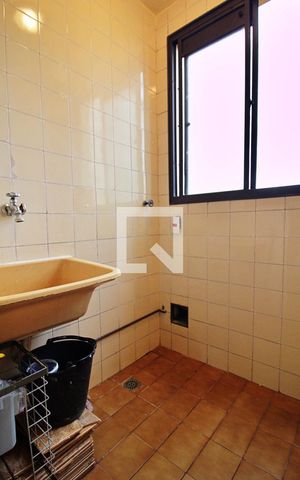 Apartamento à venda com 70m², 2 quartos e 1 vaga Apartamento à venda com 70m², 2 quartos e 1 vagaÁrea de Serviço