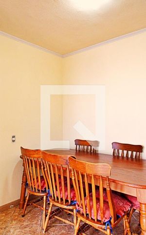 Apartamento à venda com 70m², 2 quartos e 1 vaga Apartamento à venda com 70m², 2 quartos e 1 vagaSala