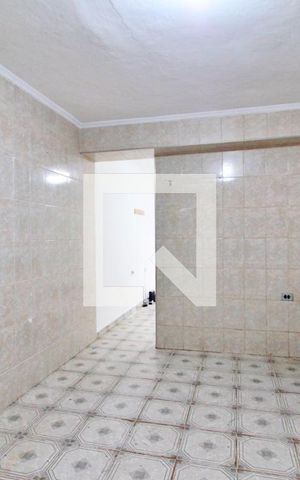 Casa para alugar com 40m², 1 quarto e sem vagaCozinha e Área de Serviço