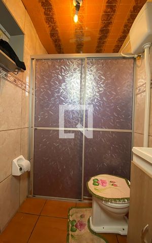 Casa à venda com 160m², 5 quartos e 2 vagasBanheiro
