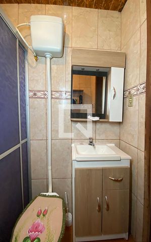 Casa à venda com 160m², 5 quartos e 2 vagasBanheiro