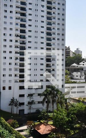 Apartamento à venda com 206m², 3 quartos e 3 vagas Apartamento à venda com 206m², 3 quartos e 3 vagasVista da suíte 1
