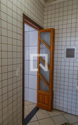 Casa para alugar com 400m², 4 quartos e 3 vagas Casa para alugar com 400m², 4 quartos e 3 vagasÁrea de Serviço 2