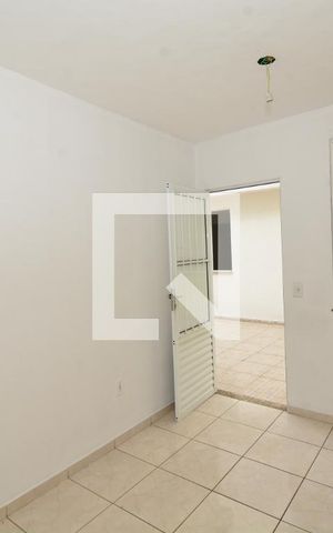 Apartamento para alugar com 80m², 2 quartos e sem vagaSala