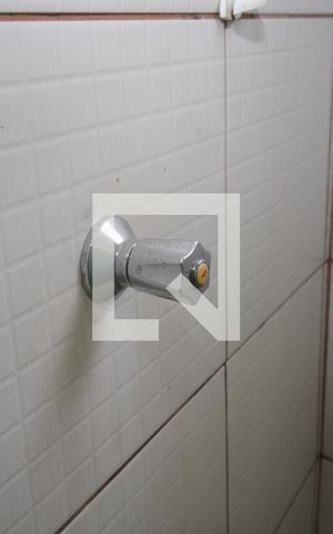 Apartamento para alugar com 80m², 2 quartos e sem vagaBanheiro