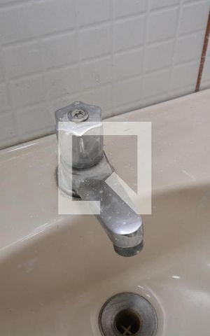 Apartamento para alugar com 80m², 2 quartos e sem vagaBanheiro