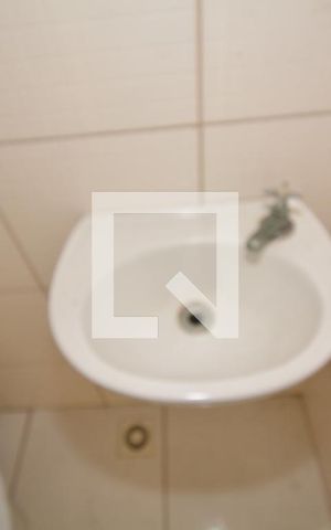 Apartamento para alugar com 80m², 2 quartos e sem vagaLavabo