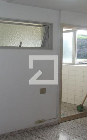 Apartamento à venda com 76m², 2 quartos e 1 vagaCozinha 