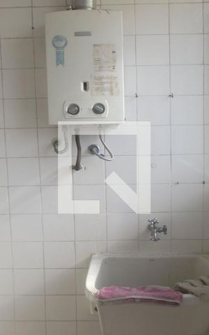 Apartamento à venda com 76m², 2 quartos e 1 vagaÁrea de Serviço