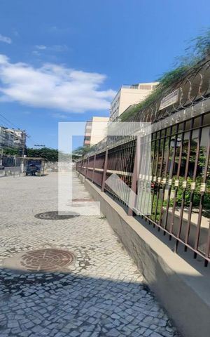 Apartamento à venda com 76m², 2 quartos e 1 vaga Apartamento à venda com 76m², 2 quartos e 1 vagaÁrea comum