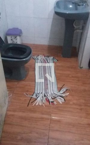 Apartamento à venda com 100m², 2 quartos e sem vagaBanheiro