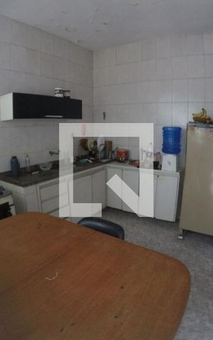 Apartamento à venda com 100m², 2 quartos e sem vagaCozinha