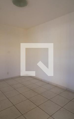 Casa à venda com 200m², 8 quartos e 1 vagaSala
