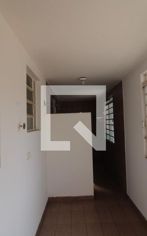 Casa à venda com 200m², 8 quartos e 1 vagaLavanderia