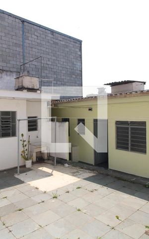 Casa à venda com 200m², 8 quartos e 1 vagaEdículas