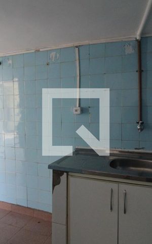 Casa à venda com 200m², 8 quartos e 1 vagaEdícula 2 - cozinha