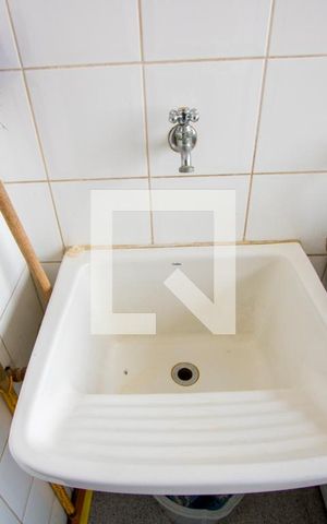 Apartamento para alugar com 90m², 4 quartos e 2 vagas Apartamento para alugar com 90m², 4 quartos e 2 vagasÁrea de serviço
