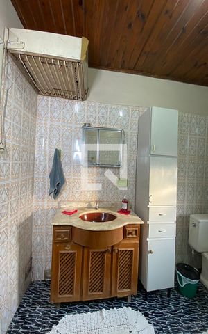 Casa à venda com 70m², 3 quartos e 1 vagaBanheiro