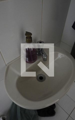 Casa à venda com 220m², 4 quartos e 2 vagasBanheiro de Serviço
