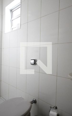Casa à venda com 220m², 4 quartos e 2 vagasBanheiro de Serviço