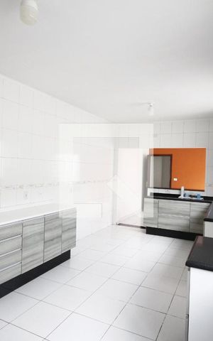 Casa à venda com 220m², 4 quartos e 2 vagasCozinha