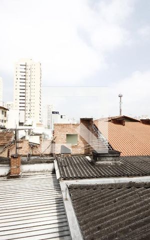 Casa à venda com 220m², 4 quartos e 2 vagasVista