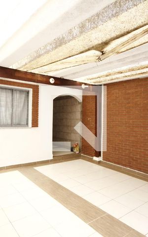 Casa à venda com 220m², 4 quartos e 2 vagasGaragem