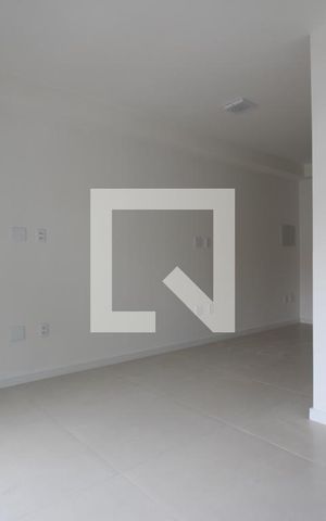 Studio para alugar com 36m², 1 quarto e 1 vagaKitnet