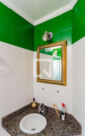 Apartamento à venda com 54m², 2 quartos e 1 vagaBanheiro Social