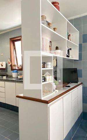 Casa de condomínio à venda com 340m², 3 quartos e 4 vagasCozinha