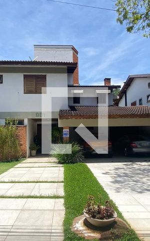 Casa de condomínio à venda com 340m², 3 quartos e 4 vagasGaragem