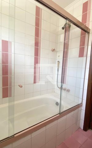 Casa de condomínio à venda com 340m², 3 quartos e 4 vagasBanheiro da Suíte 3