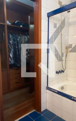 Casa de condomínio à venda com 340m², 3 quartos e 4 vagasBanheiro da Suíte 2