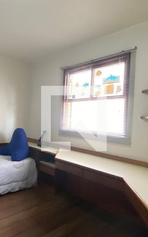 Casa de condomínio à venda com 340m², 3 quartos e 4 vagasSuíte 2