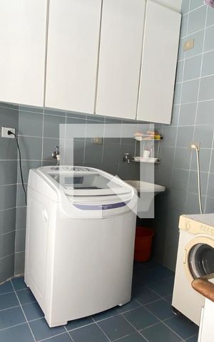 Casa de condomínio à venda com 340m², 3 quartos e 4 vagasÁrea de Serviço