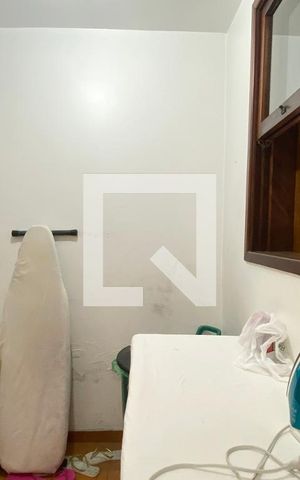 Casa de condomínio à venda com 340m², 3 quartos e 4 vagasQuarto de Serviço
