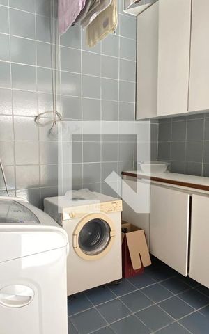 Casa de condomínio à venda com 340m², 3 quartos e 4 vagasÁrea de Serviço