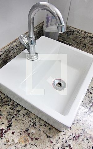 Apartamento para alugar com 56m², 2 quartos e 1 vagaBanheiro Social