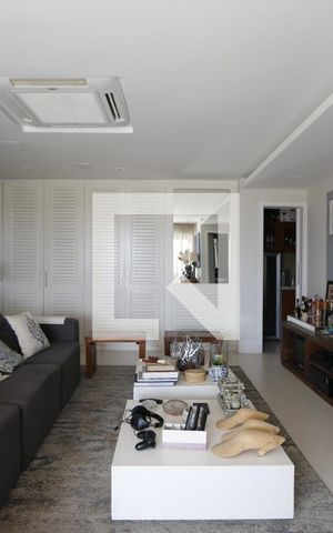 Apartamento à venda com 328m², 3 quartos e 3 vagasSala 2