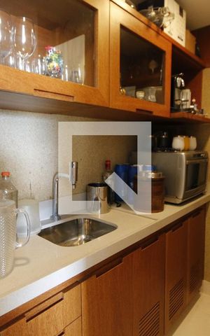 Apartamento à venda com 328m², 3 quartos e 3 vagasCozinha 2