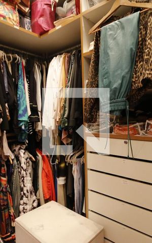 Apartamento à venda com 328m², 3 quartos e 3 vagasCloset da suíte 3