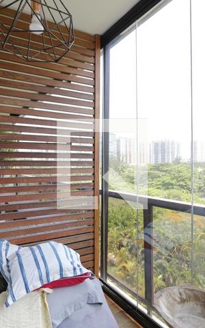 Apartamento à venda com 328m², 3 quartos e 3 vagasVaranda do quarto 2
