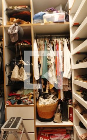 Apartamento à venda com 328m², 3 quartos e 3 vagasCloset da suíte 3