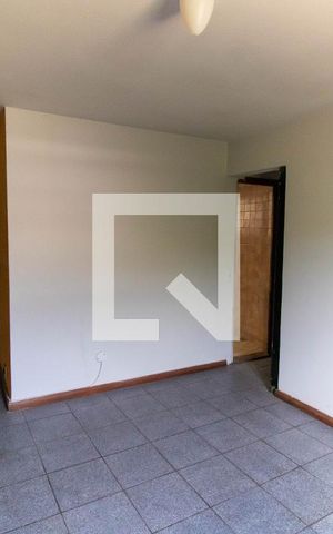 Apartamento à venda com 80m², 3 quartos e 1 vaga Apartamento à venda com 80m², 3 quartos e 1 vagaSala